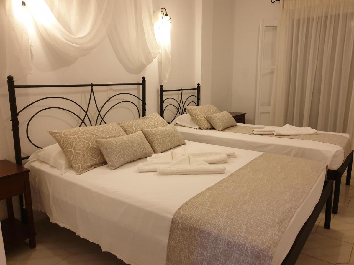 Sifnos Hotel Benaki Platis Gialos  Buitenkant foto