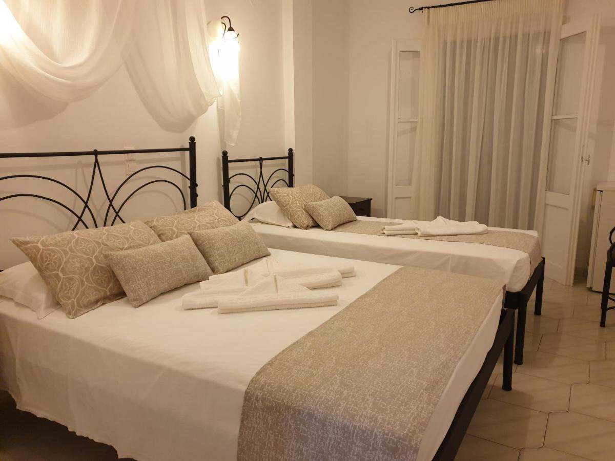 Sifnos Hotel Benaki Platis Gialos  Buitenkant foto