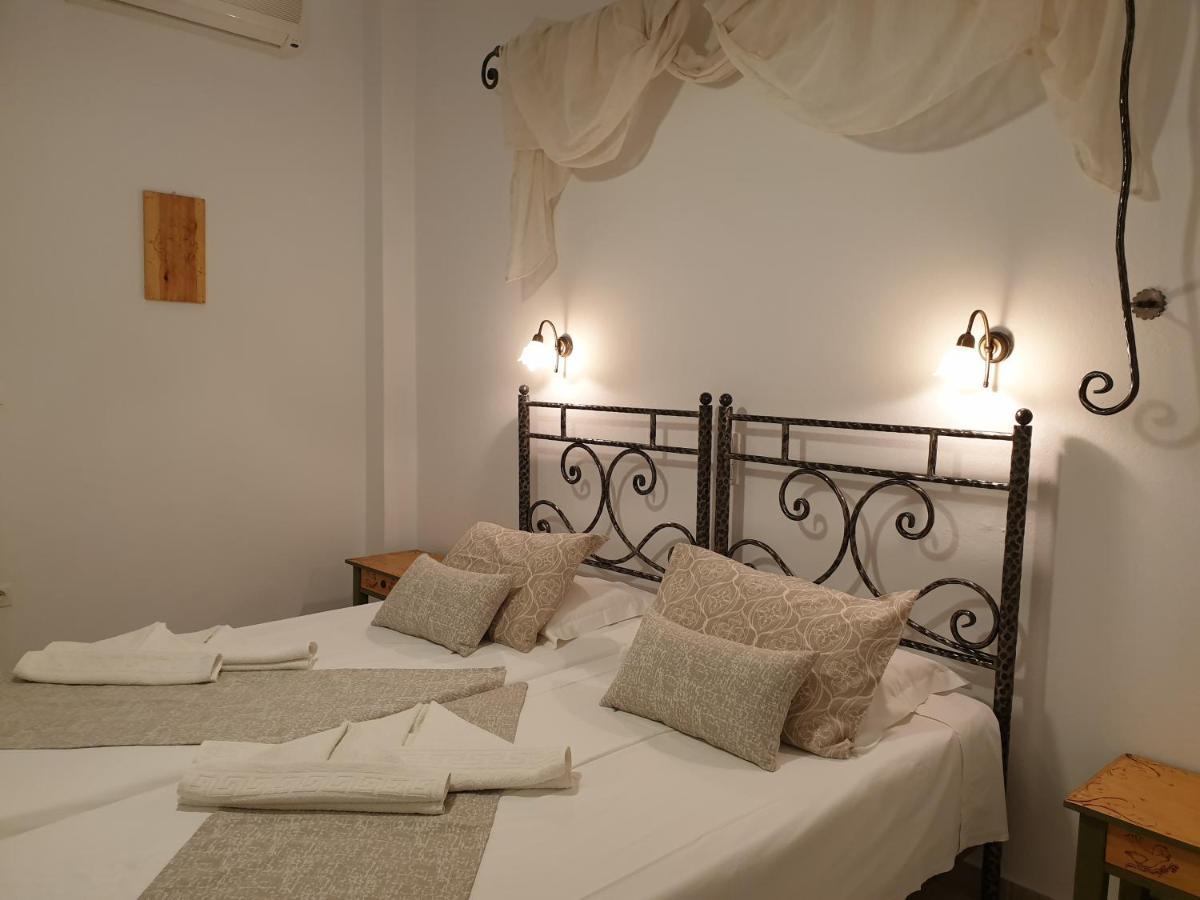 Sifnos Hotel Benaki Platis Gialos  Buitenkant foto