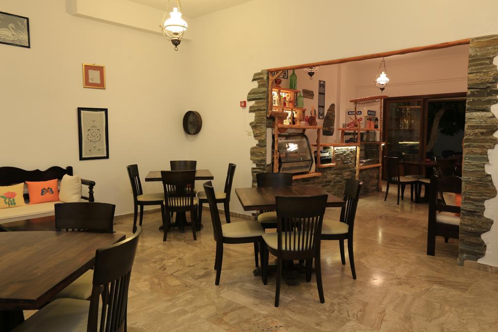 Sifnos Hotel Benaki Platis Gialos  Buitenkant foto