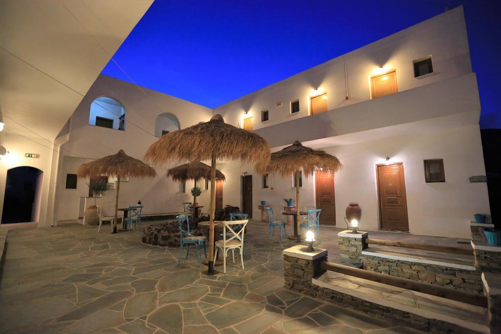 Sifnos Hotel Benaki Platis Gialos  Buitenkant foto