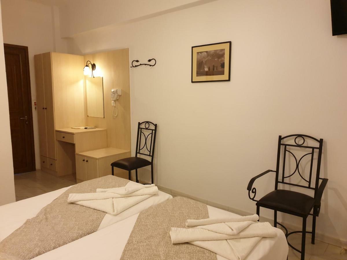 Sifnos Hotel Benaki Platis Gialos  Buitenkant foto