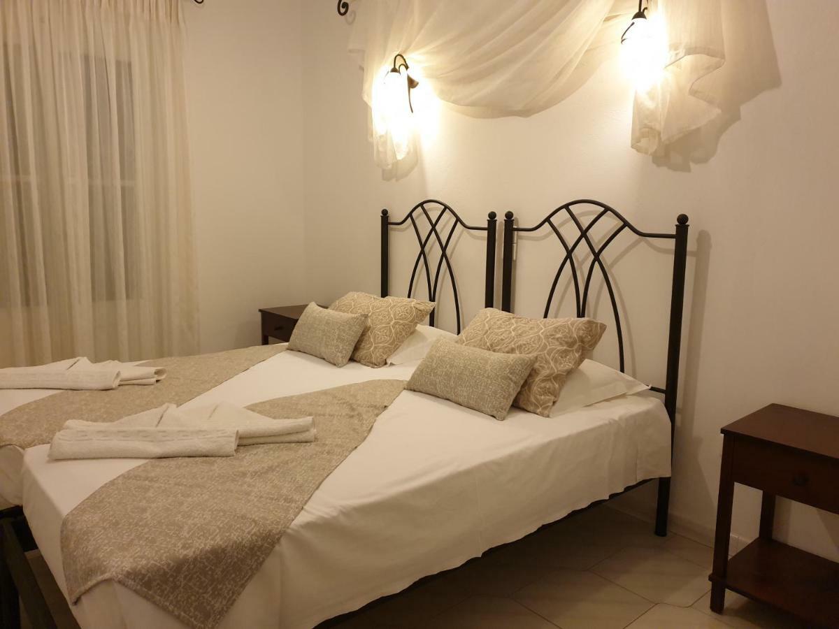 Sifnos Hotel Benaki Platis Gialos  Buitenkant foto